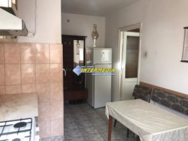 apartament-2-camere-54-mp-de-vanzare-mobilat-si-utilat-alba-iulia-zona-centru-4